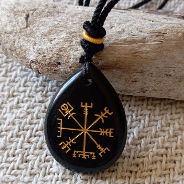 TALISMANAS-VEGVISIR-stebuklingas simbolis