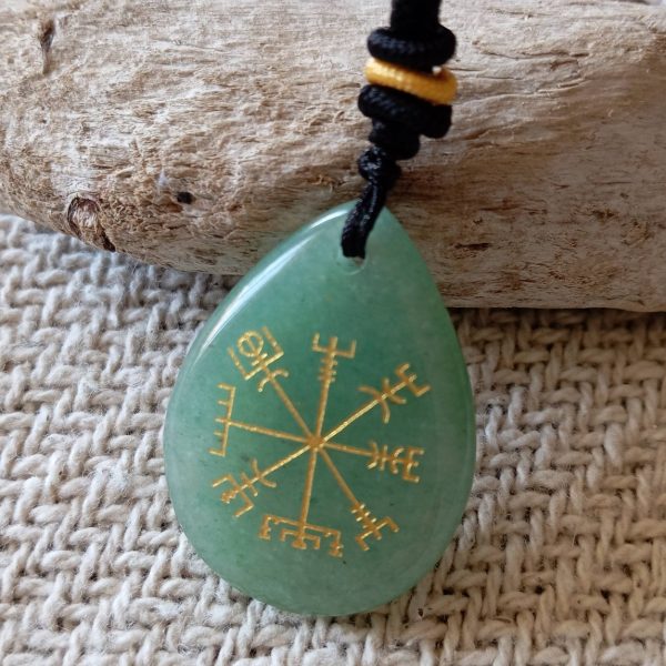 TALISMANAS-VEGVISIR-stebuklingas simbolis